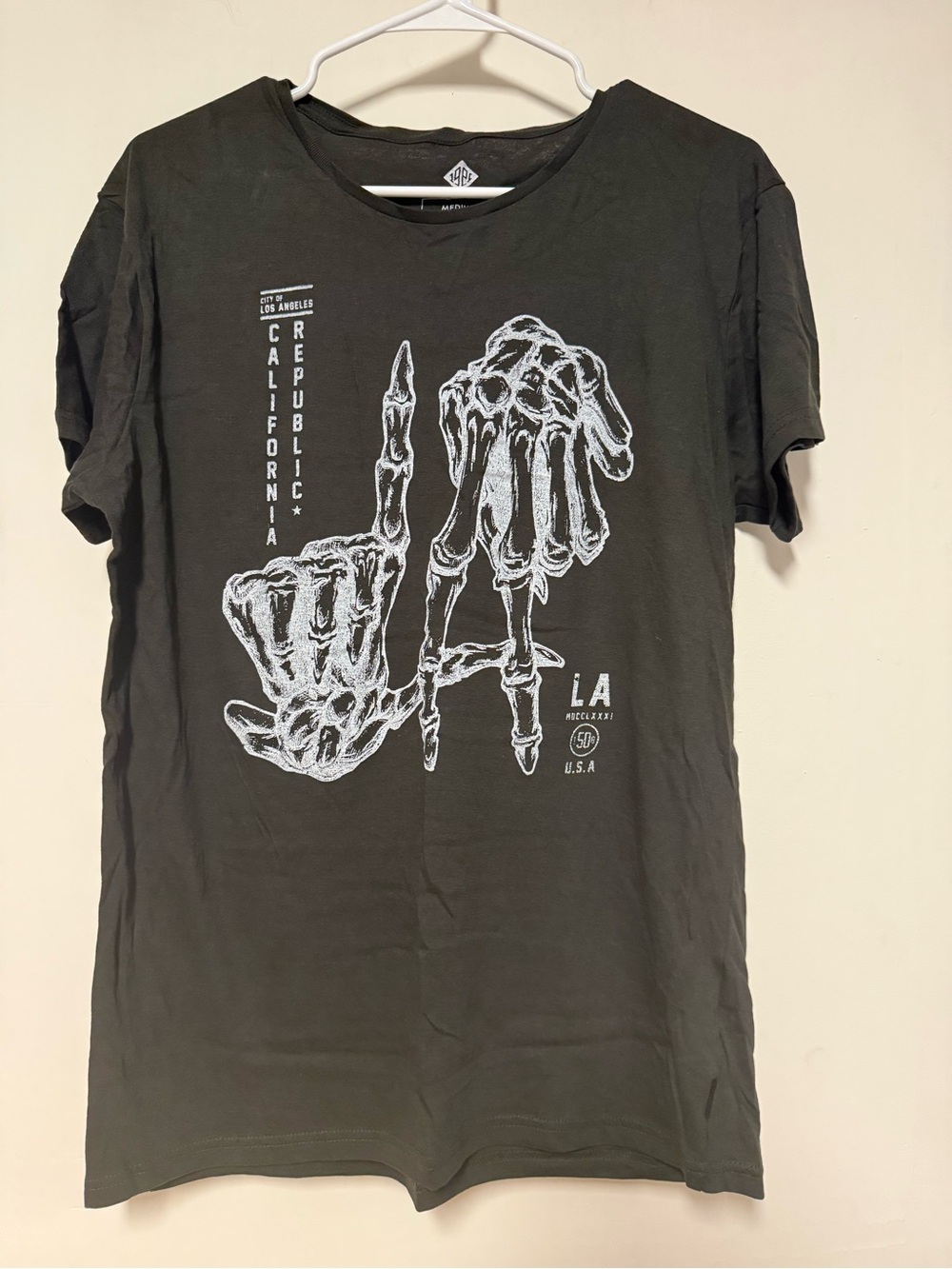 1991 by Cotton On Black Short-Sleeve Tee with Skeleton Hand Graphic